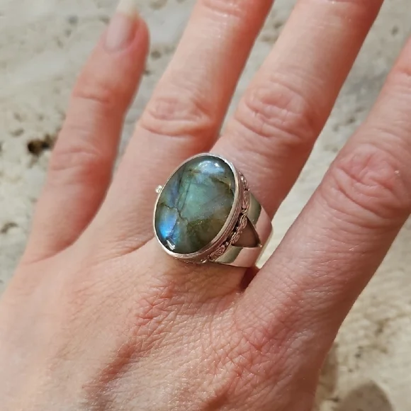 Sajen Sterling Silver Labradorite Ring Size 10 - Picture 4 of 11